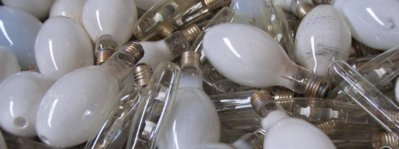 How to properly dispose of certain types of light bulbs?