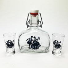 Set 1x glass bottle and 2x glass for shots clear with a couple motif