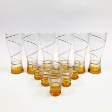 Set 6x larger glass and 6x smaller glass yellow
